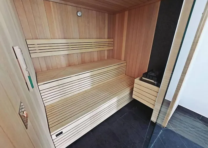 Westin House - 109 Basen, Sauna, Jacuzzi, Prywatny Parking W Cenie Apartment