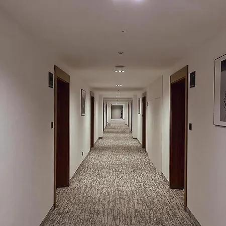 Westin House - 109 Basen, Sauna, Jacuzzi, Prywatny Parking W Cenie Apartment *