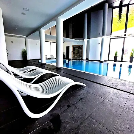 Westin House Balkon Basen Apartamento
