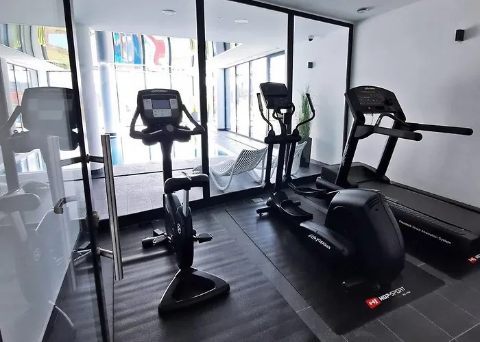 Westin House - 109 Basen, Sauna, Jacuzzi, Prywatny Parking W Cenie